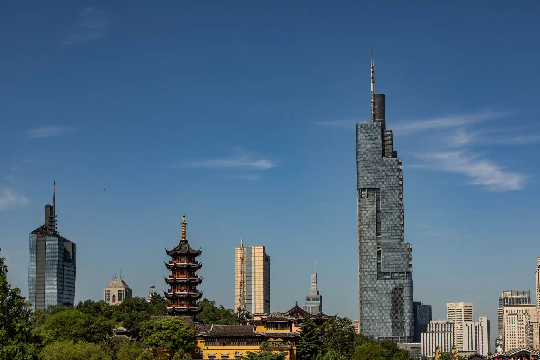 敦煌农产品销售与干果特产选购指南：尚果优鲜的品质标准解析